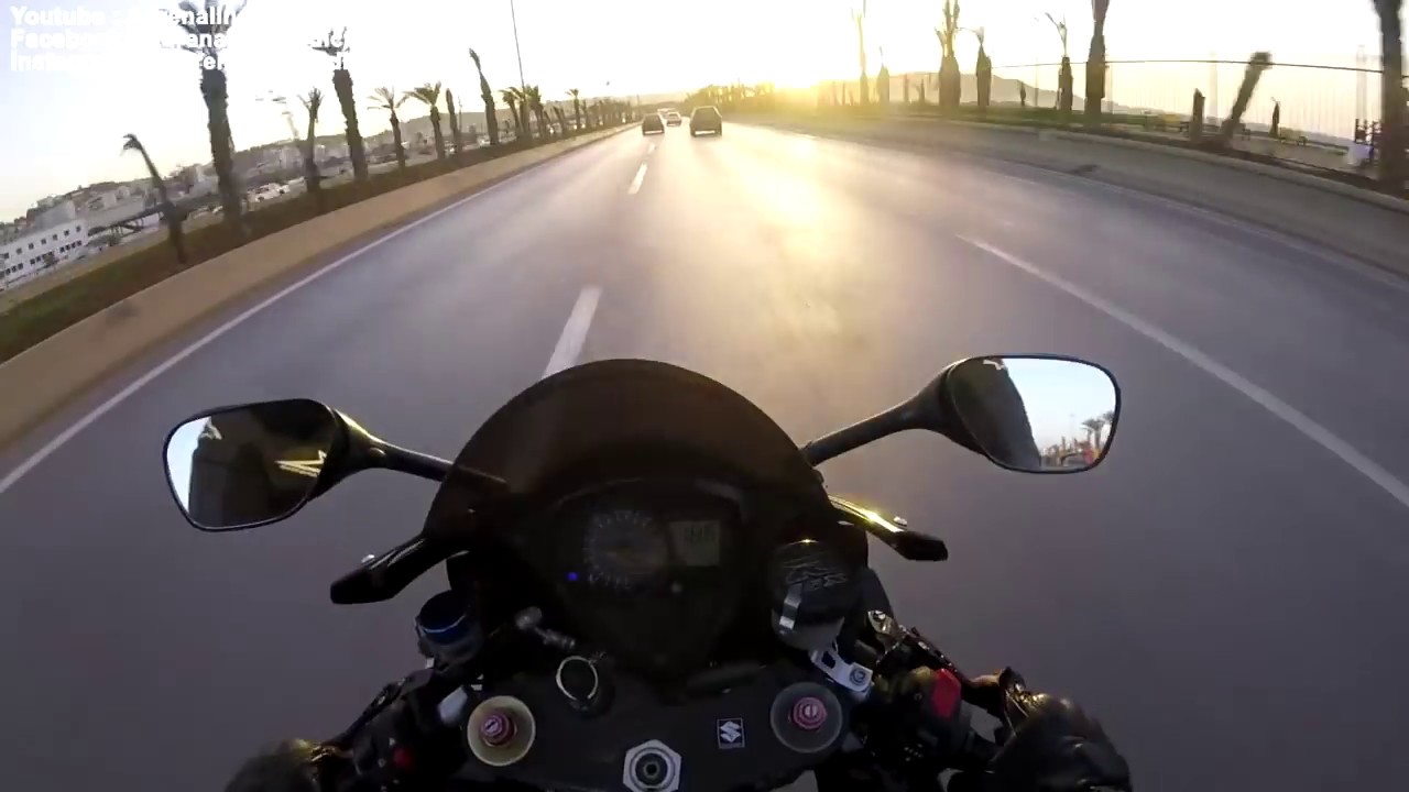 Suzuki GSXR K8 à Alger + 300 km/h YouTube