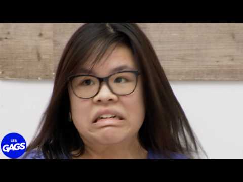 Elle n'aimes pas la police | Juste Pour Rire Les Gags