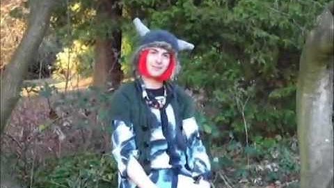 Poi Time with Gordon: Alternating Bicep Arm Wraps Tutorial