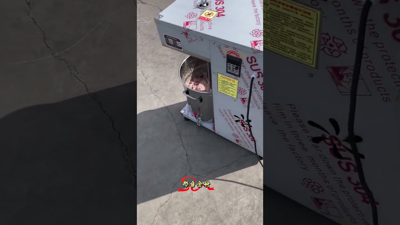 Adjustable speed automatic stuffing mixer, meat filling, meat slices and vegetarian fillings can be😍