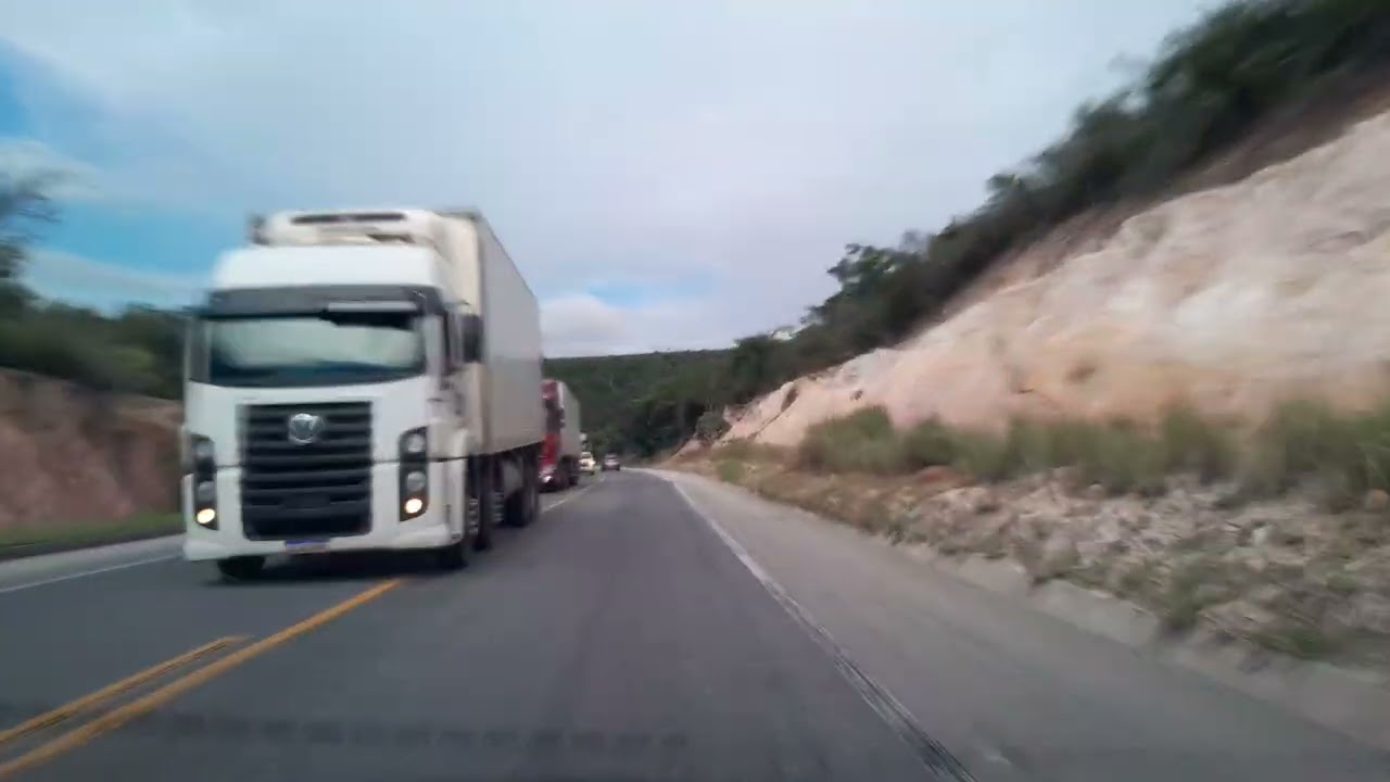 Rodovia 251 sentido São Paulo 