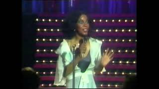 Martha And The Vandellas - Nowhere To Run (live London 1985)