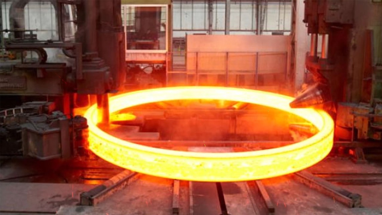 MASSIVE Factory Machinery - that look awesome