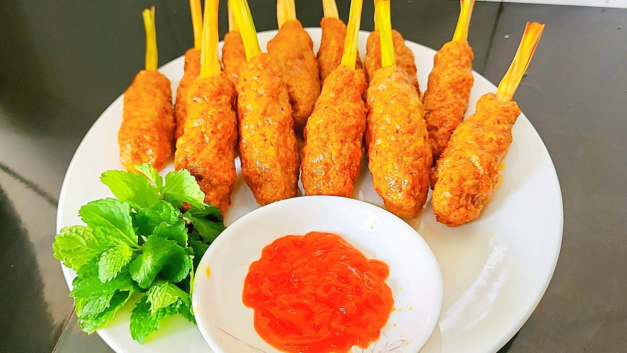 CHẢ THỊT HEO BỌC SẢ/Bí quyết làm chả thịt heo bọc sả dai ngon không cần giò sống cực dễ