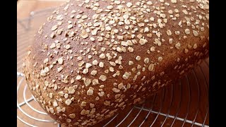 Сдобный цельнозерновой хлеб с овсянкой и медом Сдобный цельнозерновой хлеб с овсянкой и медом