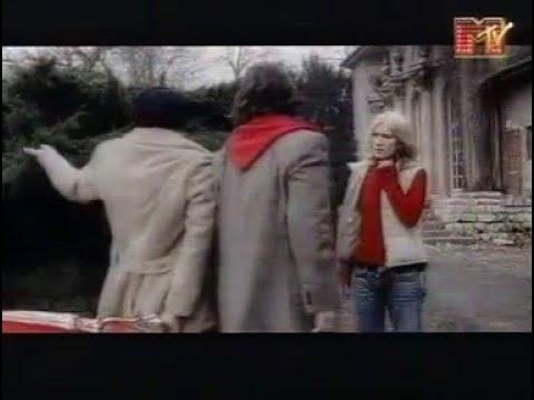 Guano apes pretty in scarlet