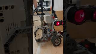 MSE 110 Maze solving robot (flood fill algorithm)