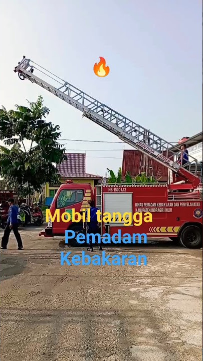 Damkar'Tangga Mobilnya Pemadam Kebakaran  '..