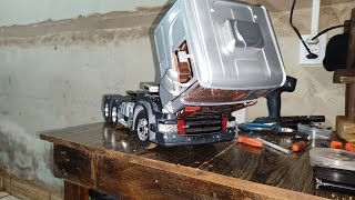 Scania 1/14 R620 fazendo modificações parte 9.