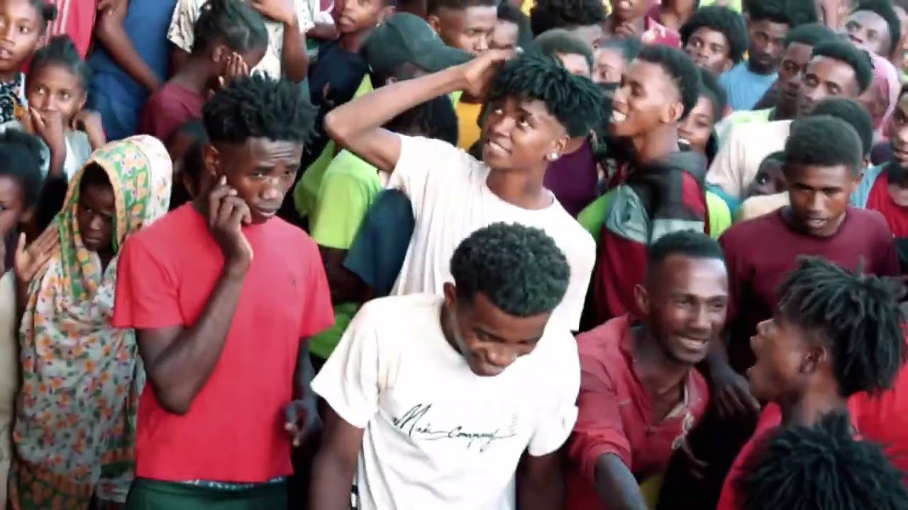 ZANDRY AHMED  live metis 3