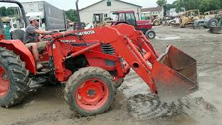 KUBOTA M4700 TRACTOR WITH LOADER ForSale