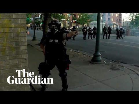CBS Minnesota photographer struck by rubber bullet and arrested while covering protests - CBS Minnesota photographer struck by rubber bullet and arrested while covering protests