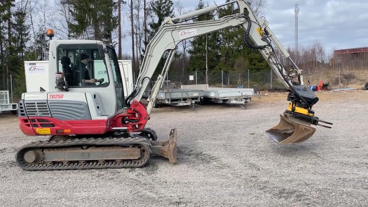 Bandgrävare Takeuchi TB250