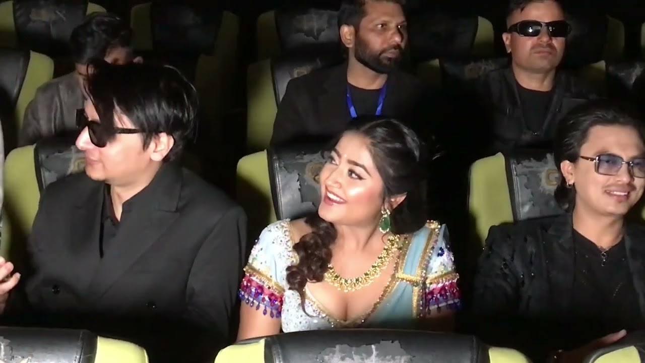 पल शाह र उषा उप्रेतीको मिलेको जोडी,सँगै बसेर गर्दैछन् खासखुस