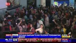 Download lagu Ratusan Warga Saksikan Gerhana Bulan Total di Planetarium