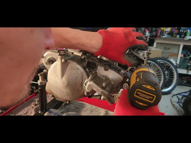 2005 - 2021 Suzuki RM85 Removing Top End Cylinder Jug - Part 1 of