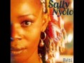 Sally Nyolo - Shana