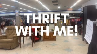 THRIFT WITH ME - GOODWILL IN BOARDMAN, OHIO #vlog #thrifting #shopping