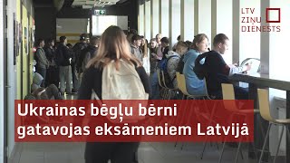 Ukrainas bēgļu bērni gatavojas eksāmeniem Latvijā