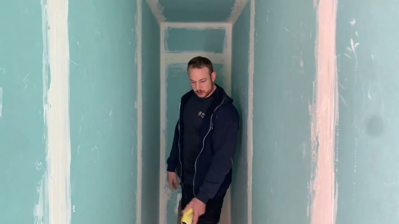 Acabado pared escalera