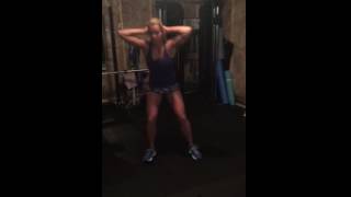 Alternating squat kick