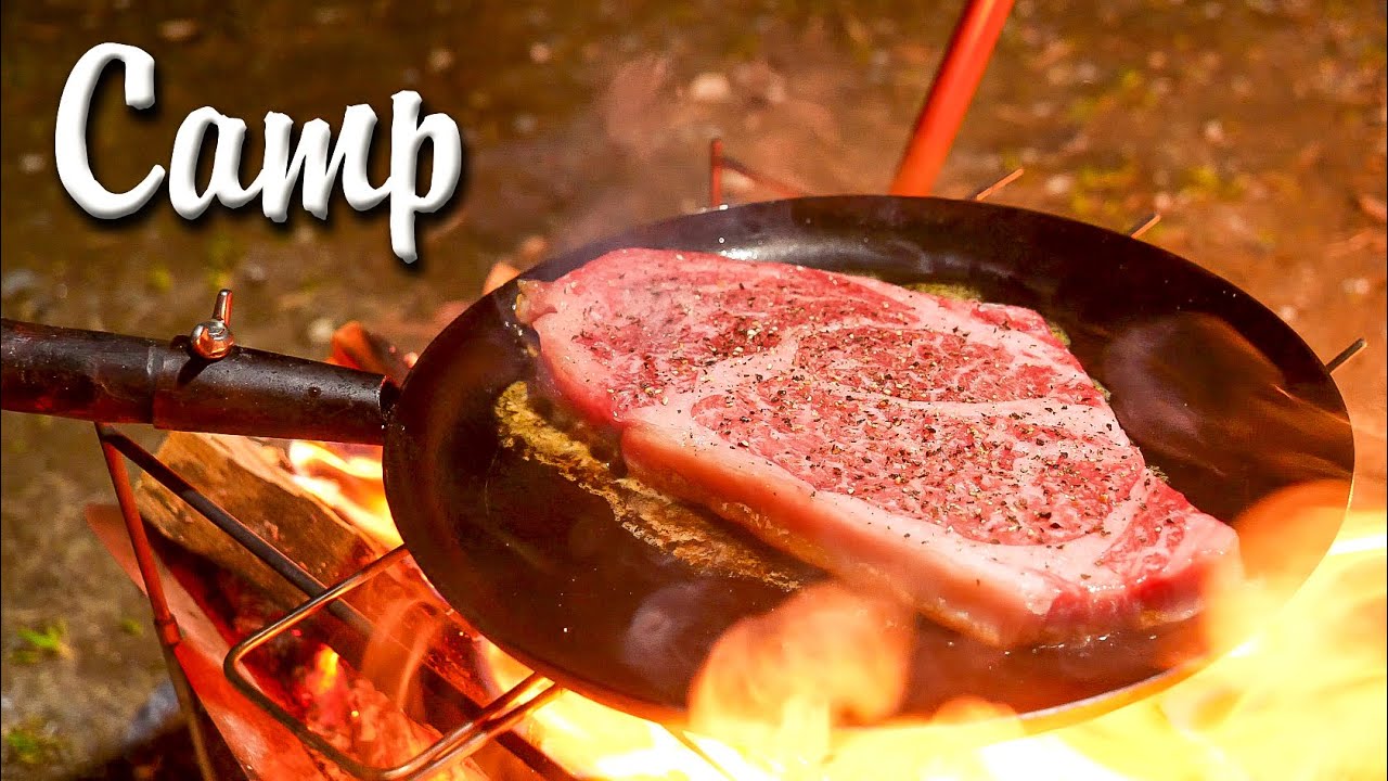 2人で分け合って食べた焚き火ステーキ