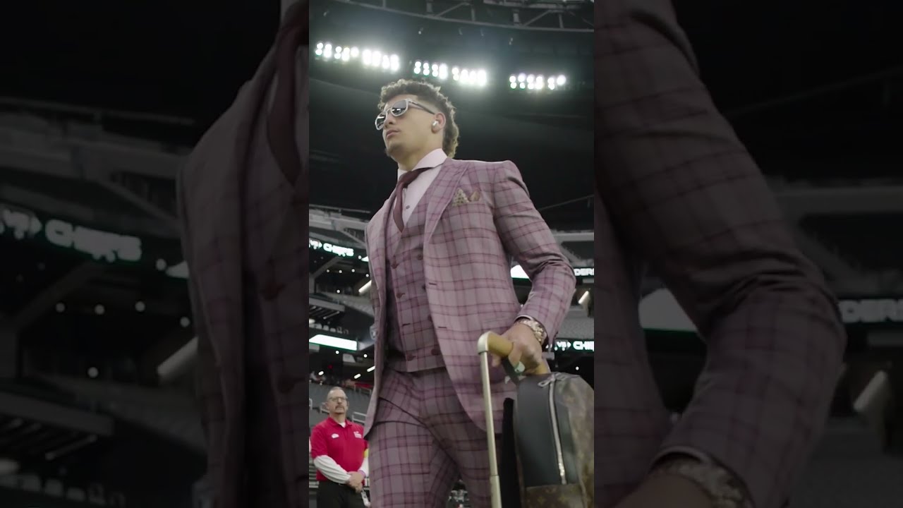 QB1 Is In The Building Chiefs Vs Raiders