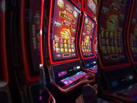 Wife Told Me To Keep Playing & BOOM! JACKPOT! #730slots #shorts #casino #fun