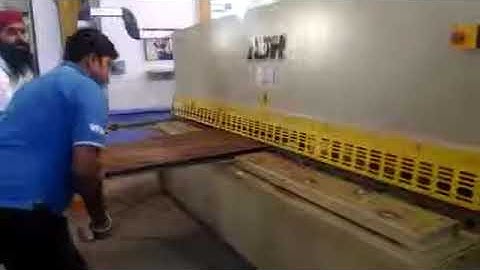 Pathak Shearing Machine 3000 x 8 mm