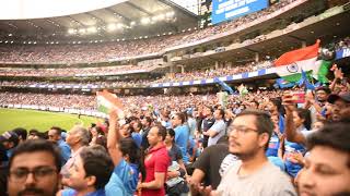 Dhoni's last Entry in MCG, Crowd chanting Dhoni Dhoni