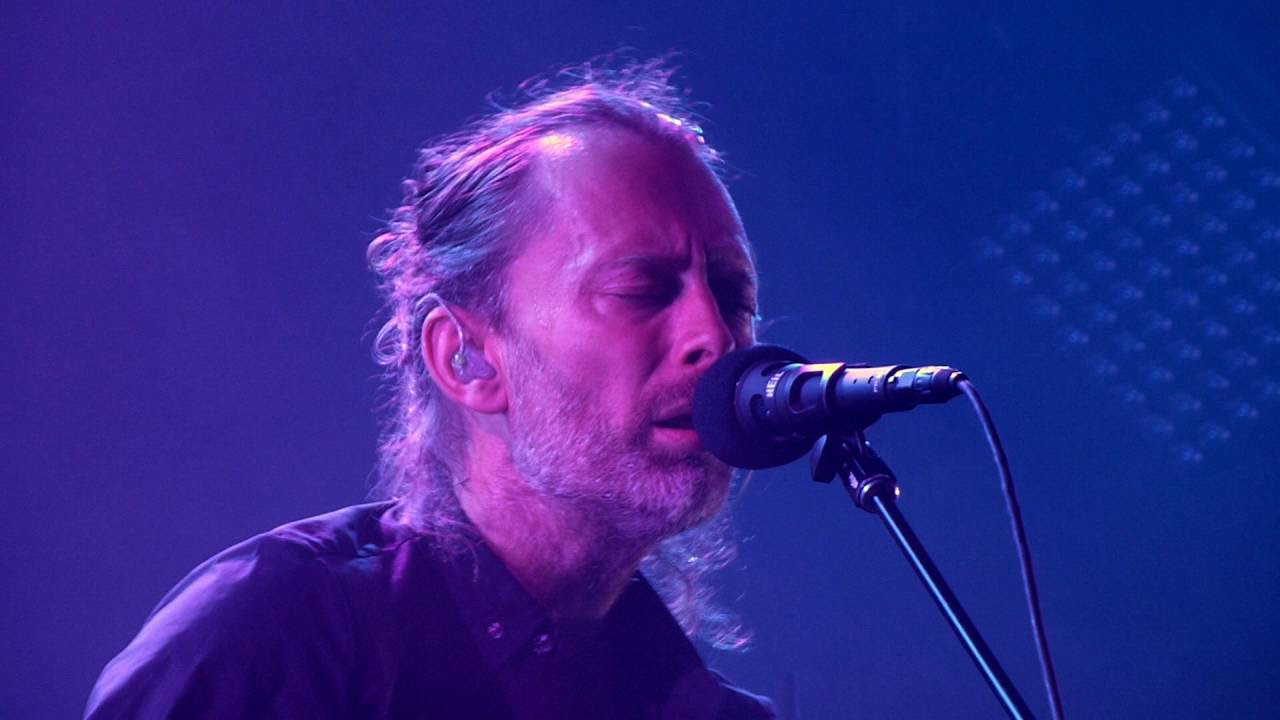 Radiohead - No Surprises - Paris Zenith 2016 - YouTube