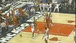 Dennis Rodman's (10pts/21rebs/10asts) Triple Double vs. 76ers (1996)