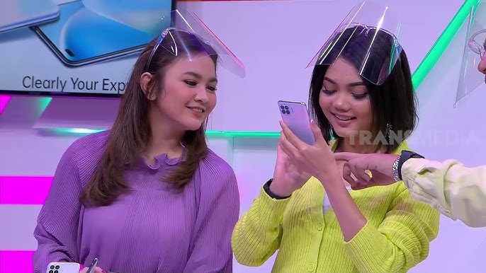 Yashirin kamera erotik rasmlar Qora tanli yashirin kamera bilan aldash