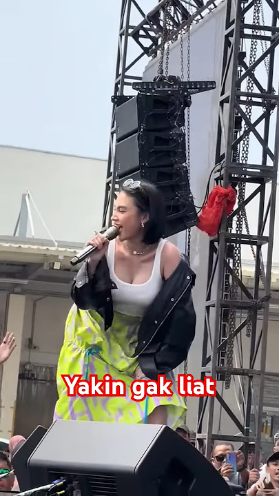 idola kita bersama kawan - Arlida putri perform #dangdut #dumes #shortvideo #fypviral #beranda