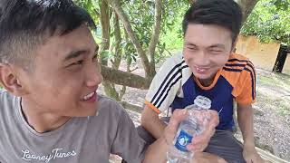 Hà Sam Thử Thách Người Cuối Cùng Còn Ngồi Trên Ghế Trên Cây Sẽ Thắng - Ai Giỏi Nhất ?