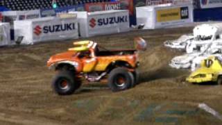 El Toro Loco Freestyle (Monster Jam 2010, San Diego)