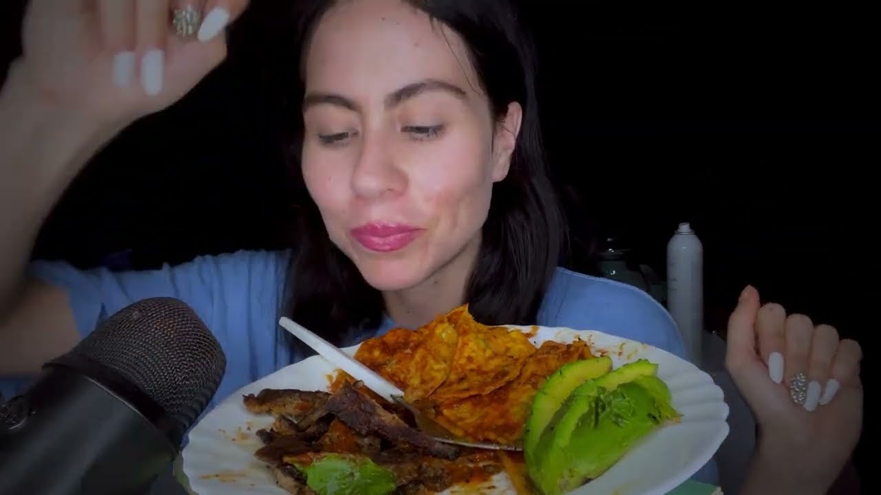 Asmr comiendo Chilaquiles Mexicanos / Asmr Story time