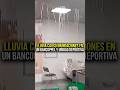 Se siguen difundiendo videos de como la fuerte lluvia de ayer afectó a muchos establecimientos