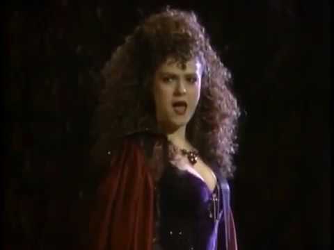 Bernadette Peters - Last Midnight - Into the Woods