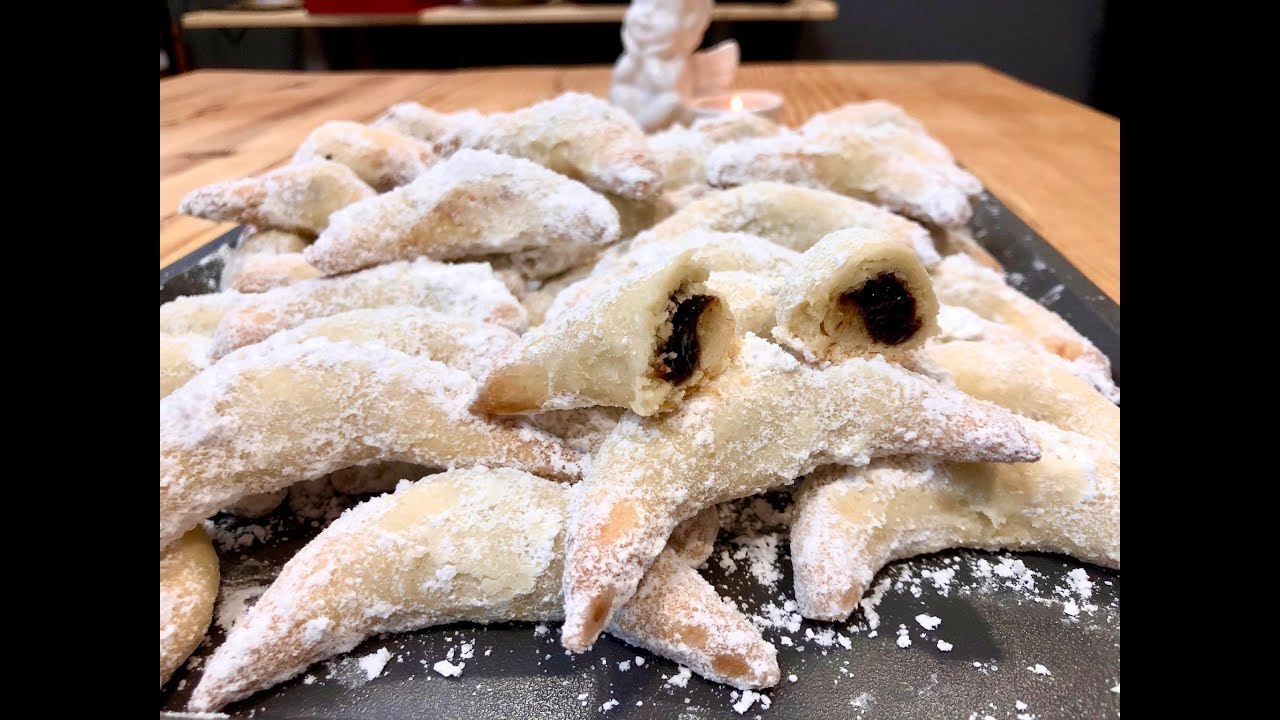 HÓKIFLI Meggyes És Szilvalekváros