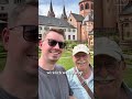 Robert unterstützt ältere queere Menschen
