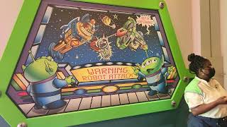 Buzz Lightyear Astro Blasters - Mid-Day Queue Walkthrough Footage at Disneyland Park | CA (3/1/2026) screenshot 5