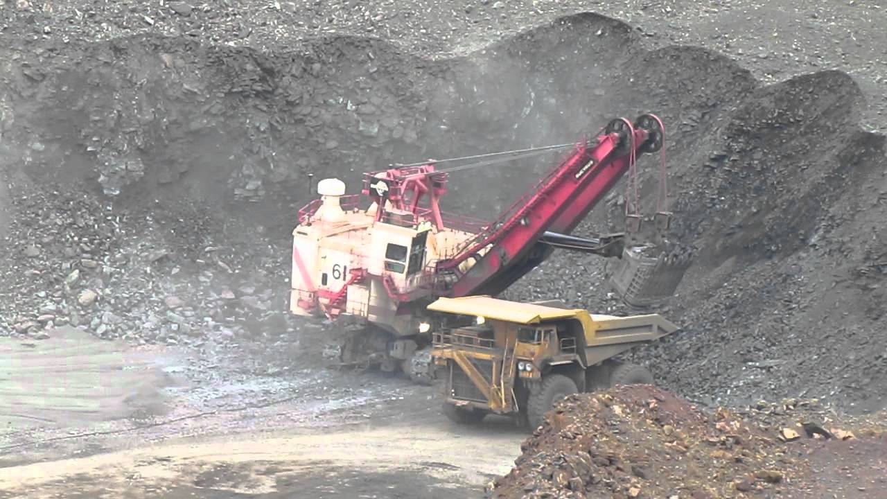 Bucyrus International 295B2 and Unit Rig|Lectra Haul MT4400AC