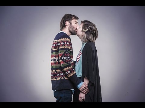 יהודים וערבים מתנשקים | Jews & Arabs Kiss | عرب ويهود يتباوسو