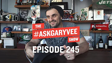 Growing a Cookie Business,  Facebook Ads for Car Sales & Betting Against the Market| #AskGaryVee 245