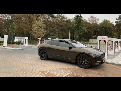 Video: ¿Puede un Jaguar I pace utilizar un cargador Tesla?