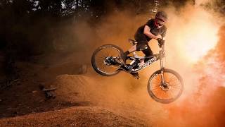 Photographing Extreme Down Hill Mountain Biking With Aaron Anderson screenshot 4