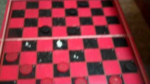 In and Out Shot Trap- Checkers and Draughts