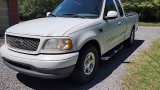 2000 Ford F-150 - Tour of My First Truck
My first car-related video! Here I do a walkaround and startup of my 2000 F150. It has a 4.6L V8 Triton motor with nearly 198,000 miles. 2000 Ford F-150 - Tour of My First Truck