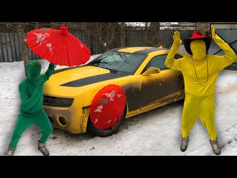 Green Man PUT Red UMBRELLA in WHEEL of Car VS Yellow Man in Chevrolet Camaro 13+